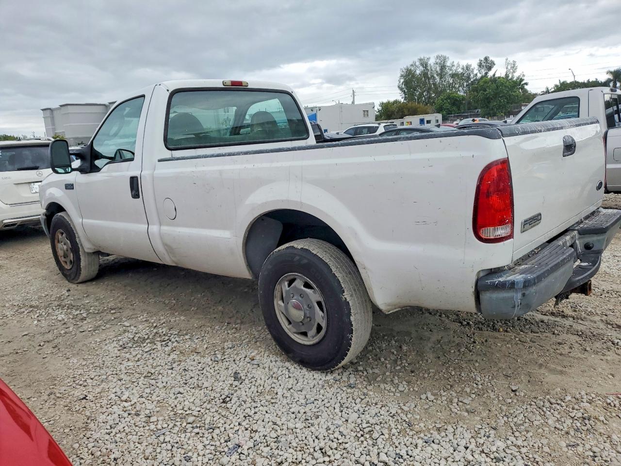 2004 FORD F250 SUPER DUTY photo 2