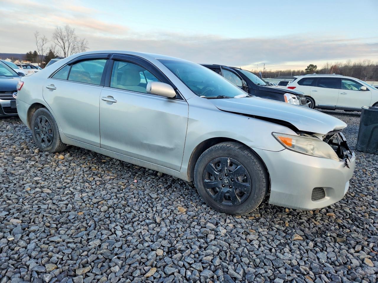 2010 TOYOTA CAMRY BASE photo 10