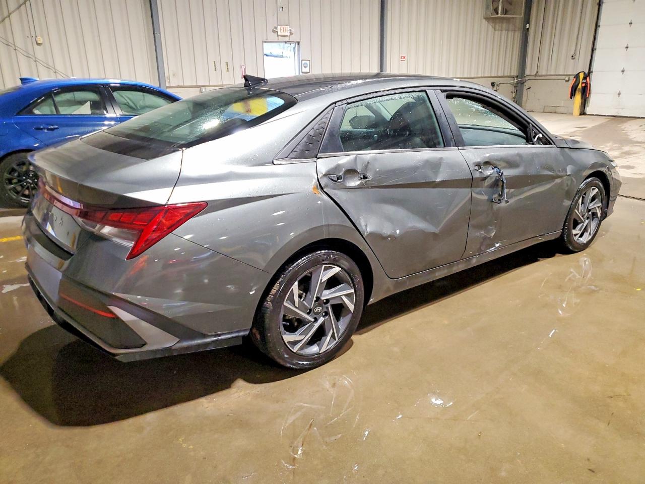 2024 HYUNDAI ELANTRA SEL photo 3