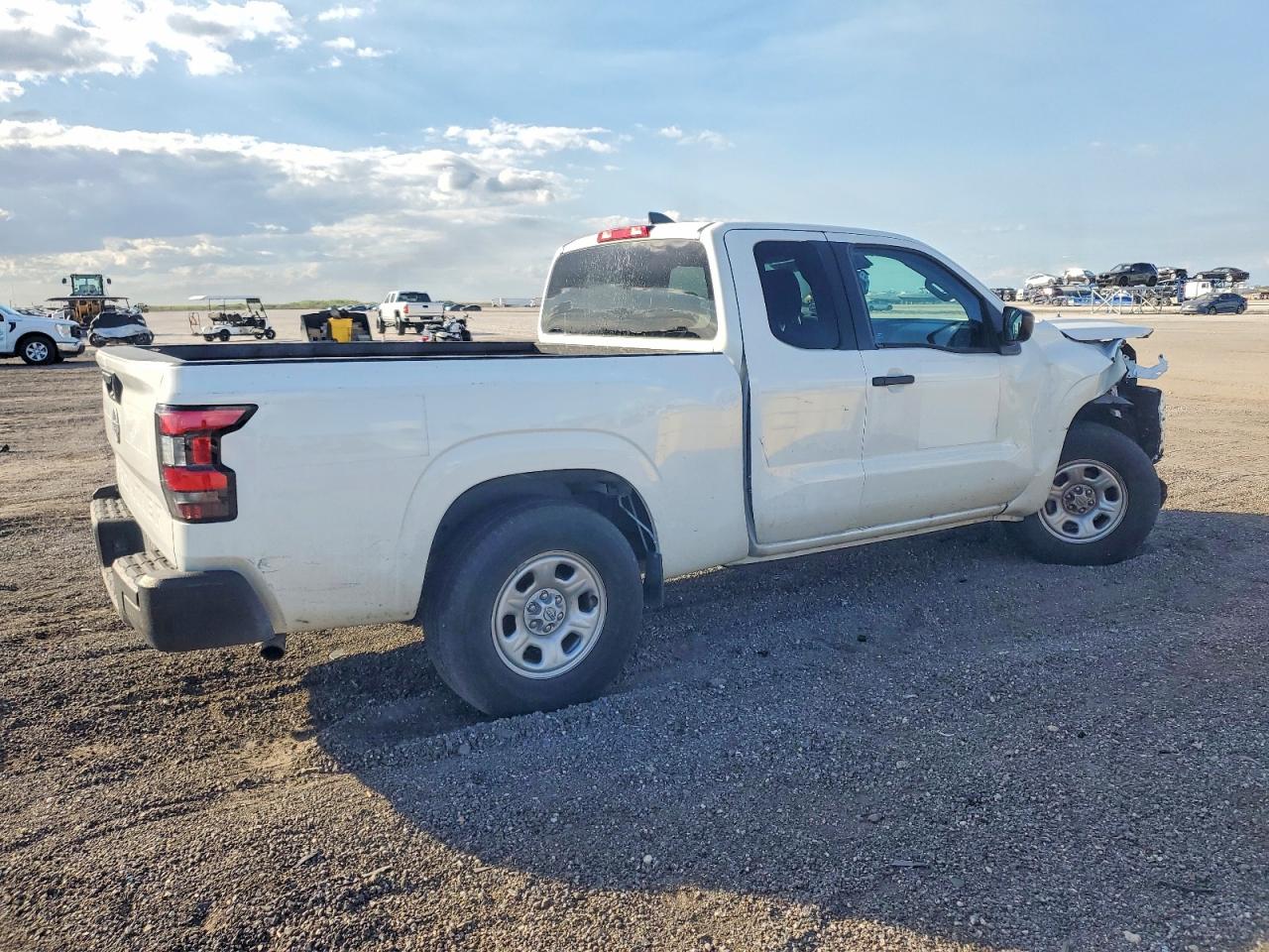 2024 NISSAN FRONTIER S photo 3