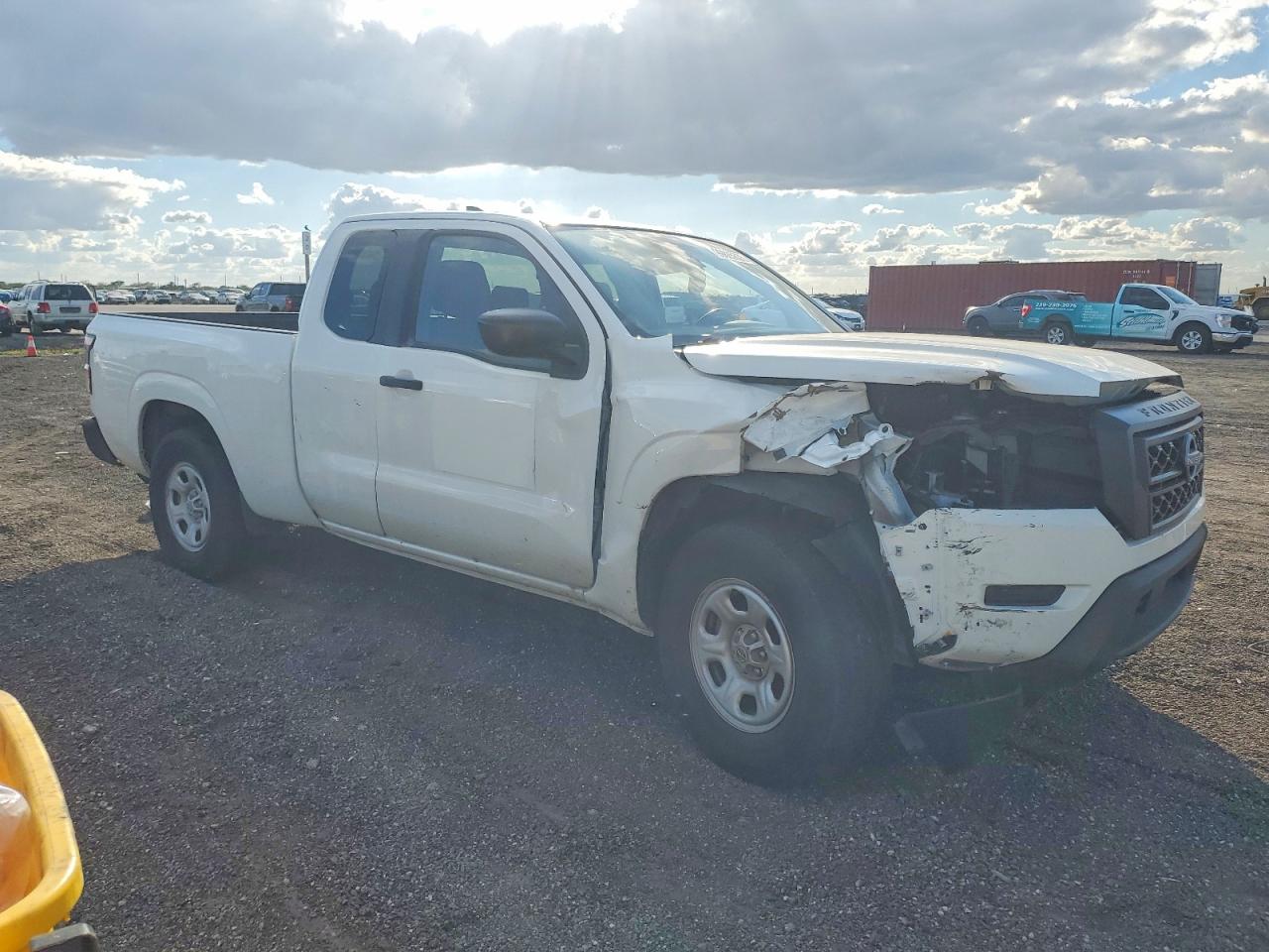 2024 NISSAN FRONTIER S photo 4