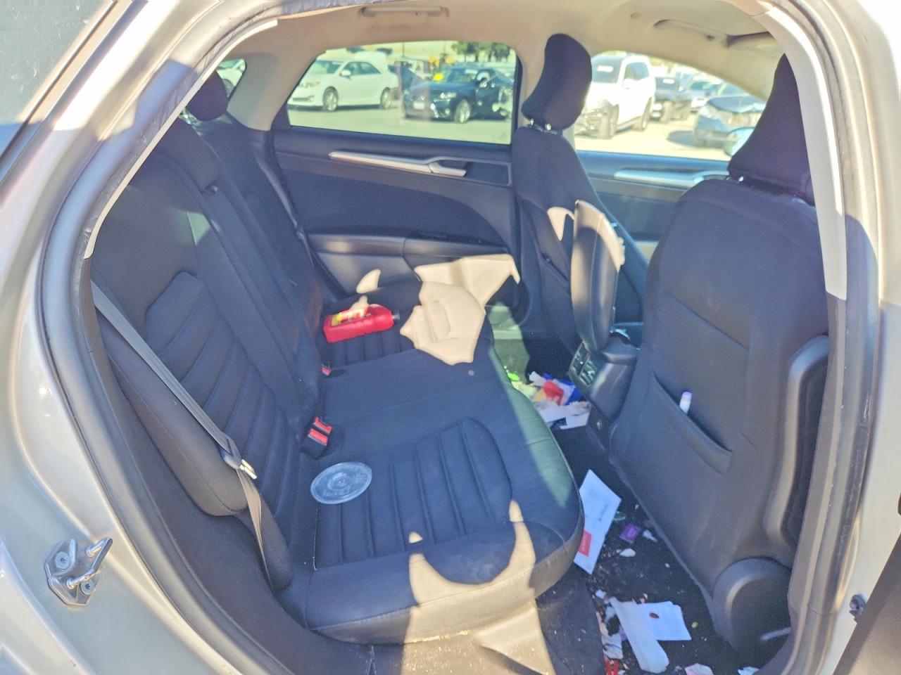 2016 FORD FUSION SE HYBRID photo 10