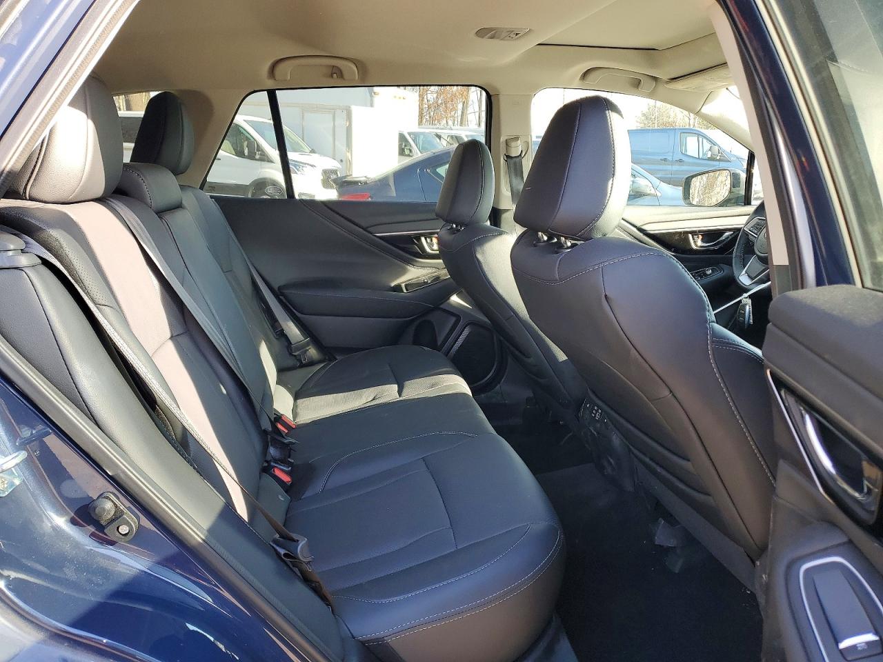 2025 SUBARU OUTBACK LIMITED photo 11