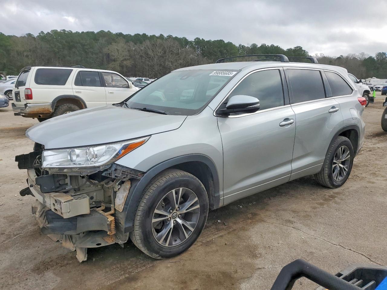 2018 TOYOTA HIGHLANDER