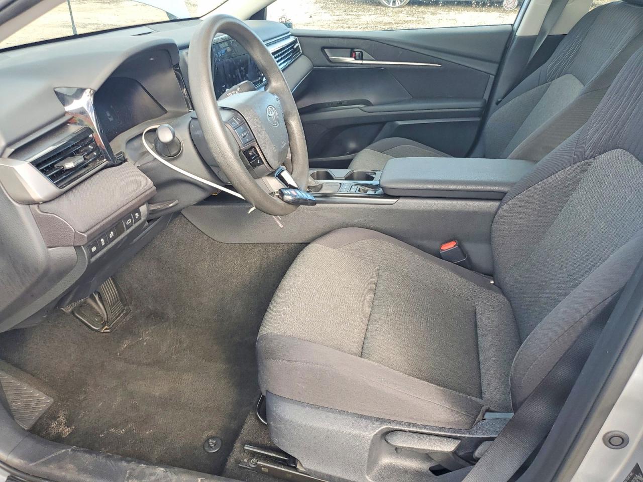 2025 TOYOTA CAMRY XSE photo 7