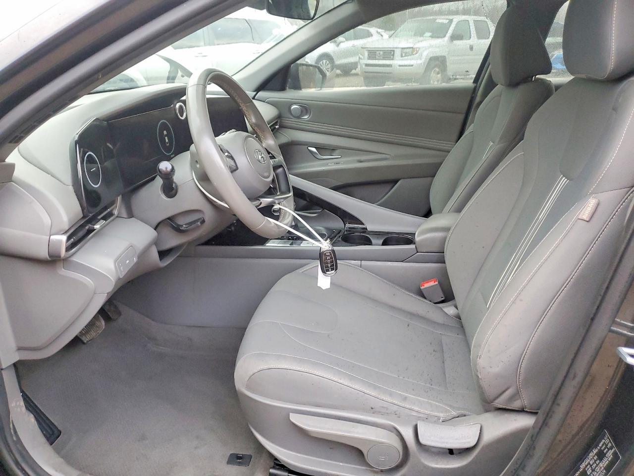 2023 HYUNDAI ELANTRA SEL photo 13