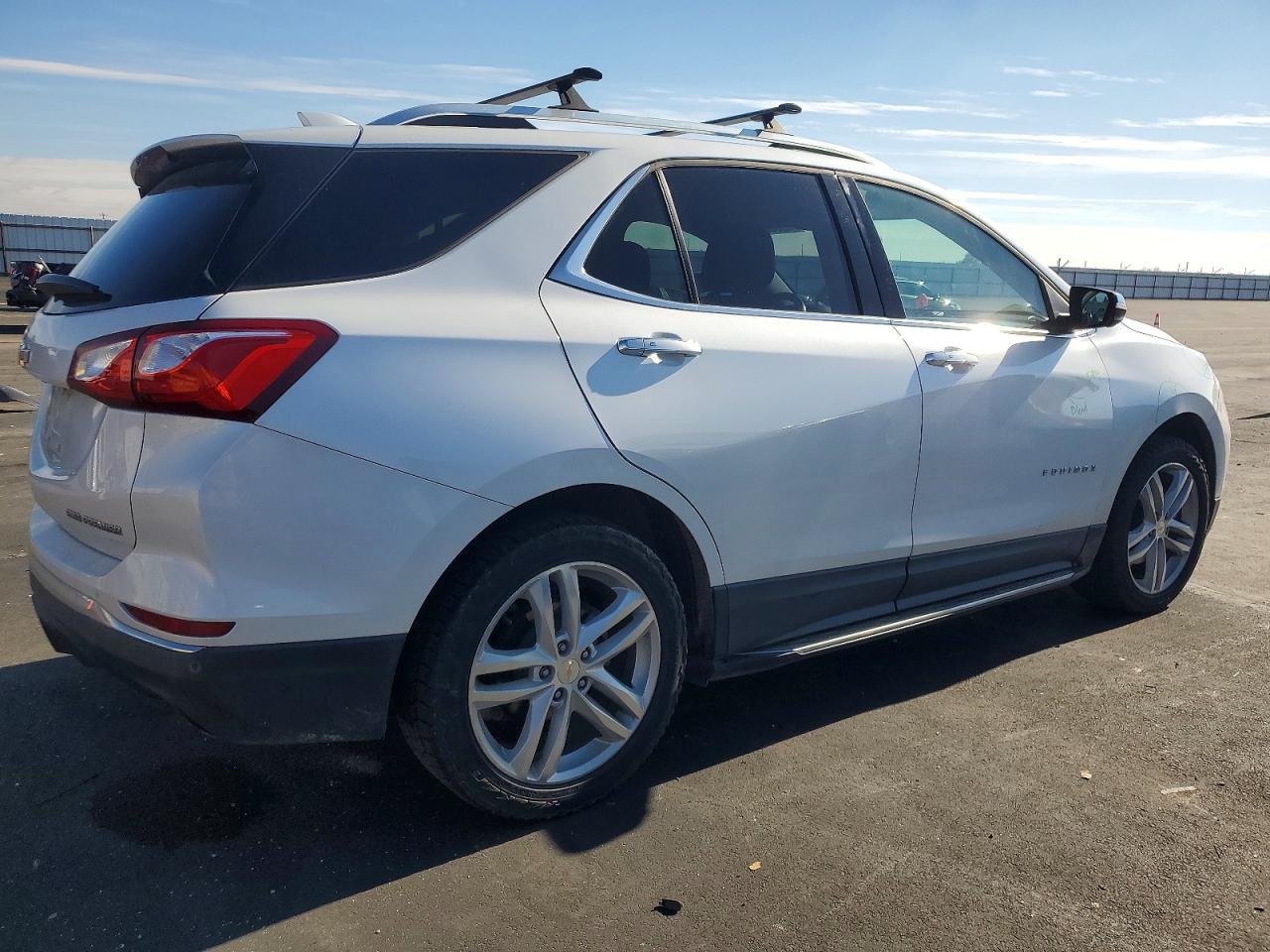 2019 CHEVROLET EQUINOX PREMIER photo 3