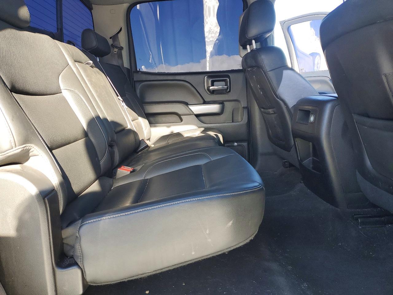 2015 CHEVROLET SILVERADO K1500 LTZ photo 10