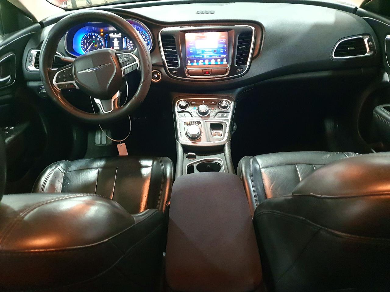 2016 CHRYSLER 200 LIMITED photo 8