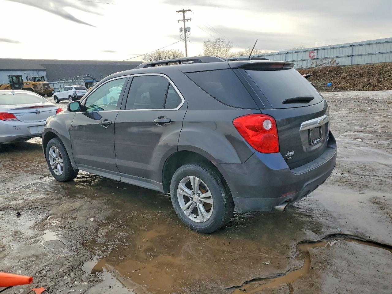 2015 CHEVROLET EQUINOX LT photo 2
