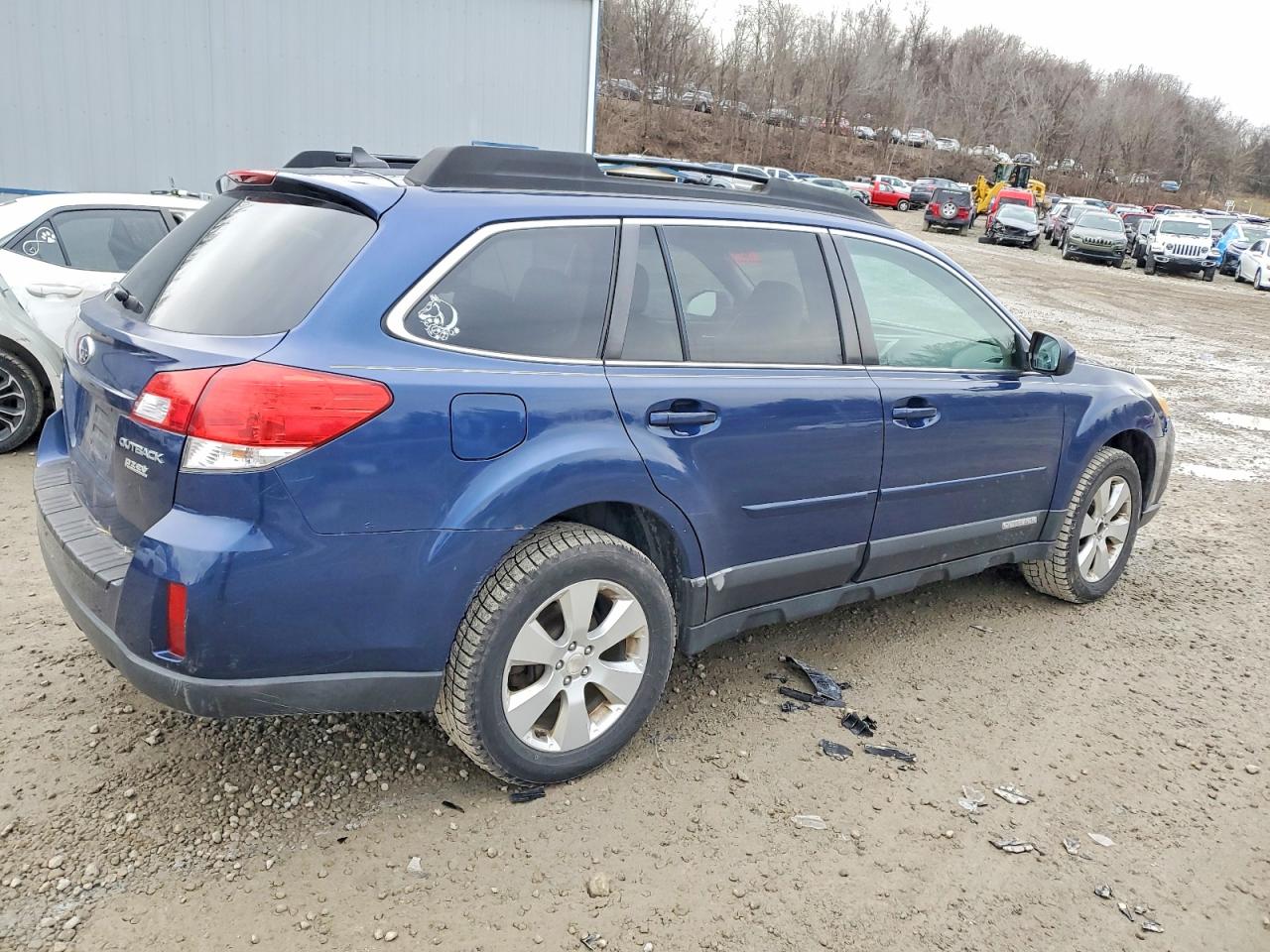 2011 SUBARU OUTBACK 2.5I LIMITED photo 5