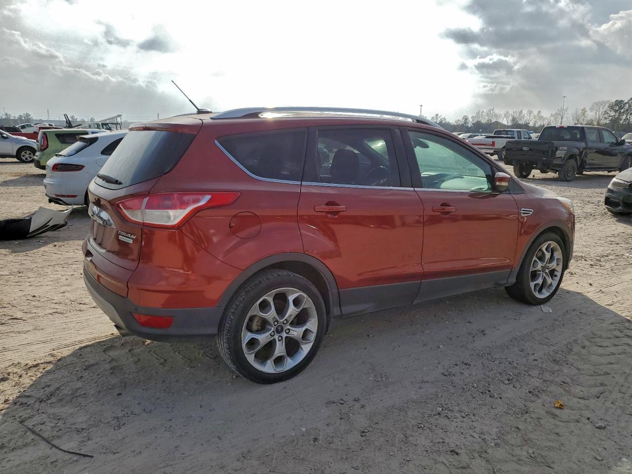 2015 FORD ESCAPE TITANIUM photo 3