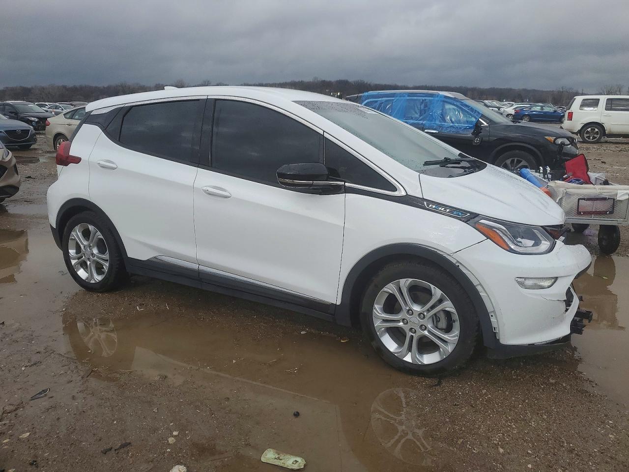 2018 CHEVROLET BOLT EV LT photo 4