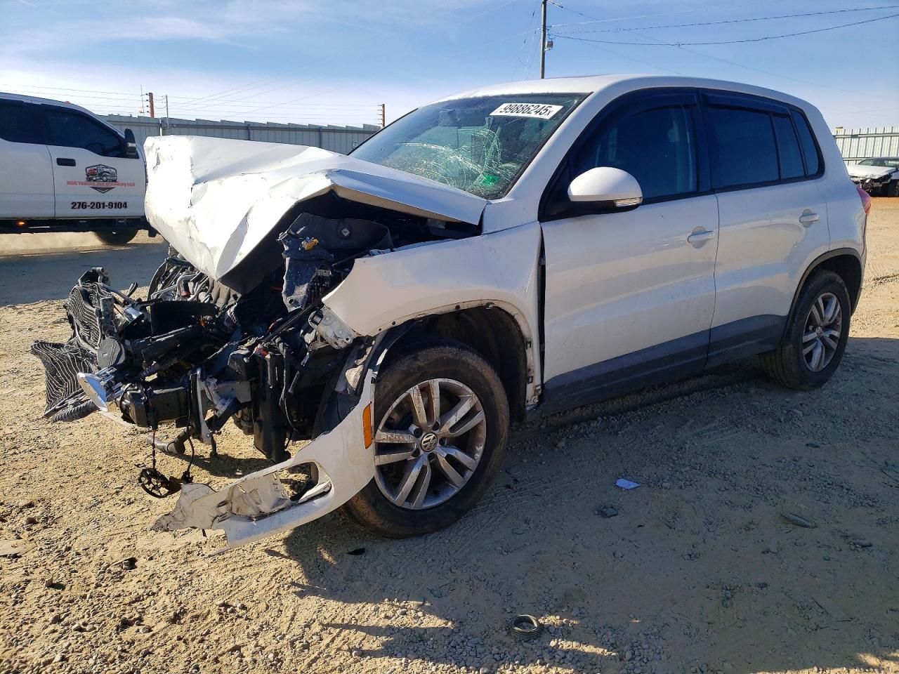 2012 VOLKSWAGEN TIGUAN