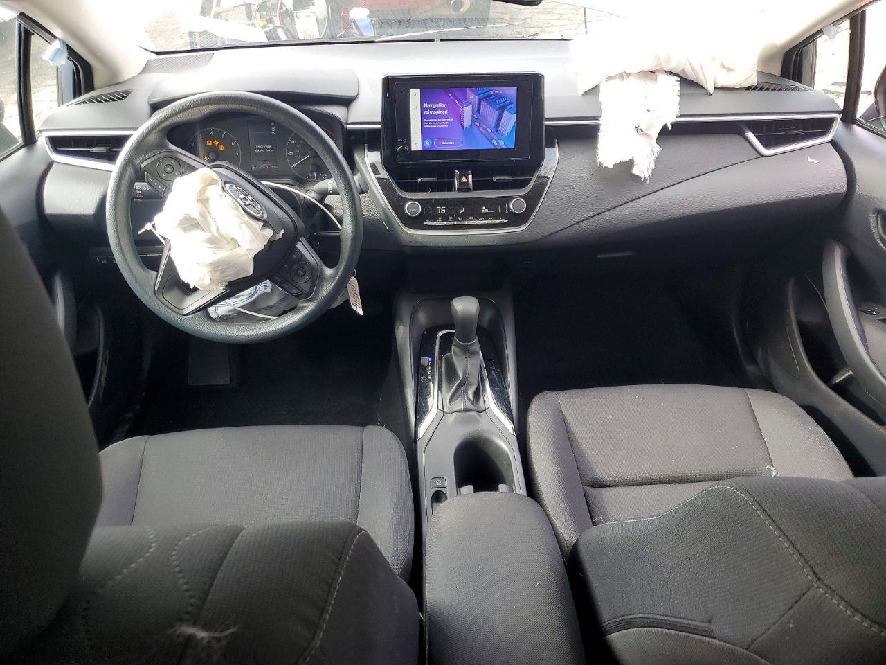 2024 TOYOTA COROLLA LE photo 8