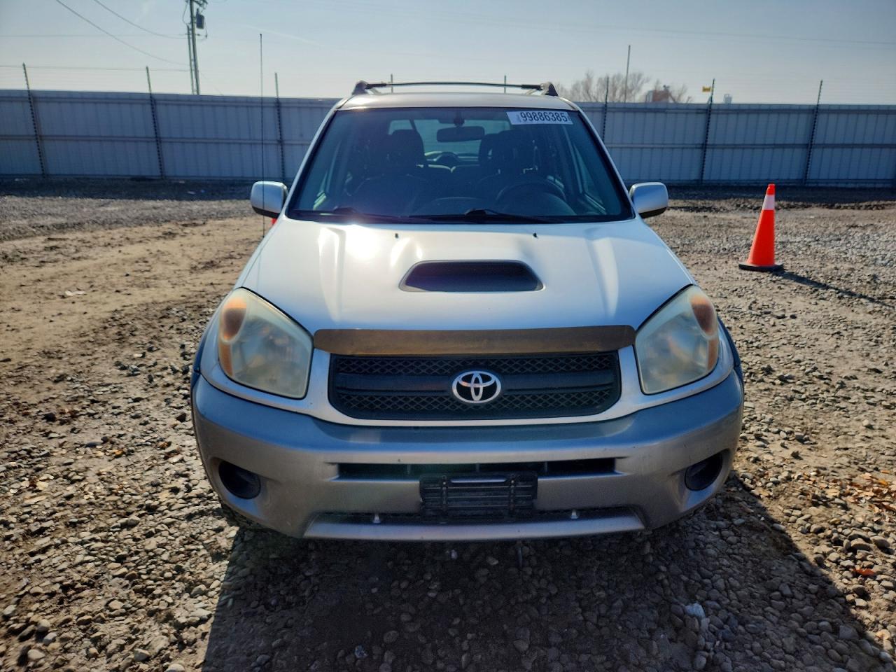 2004 TOYOTA RAV4 BASE photo 5