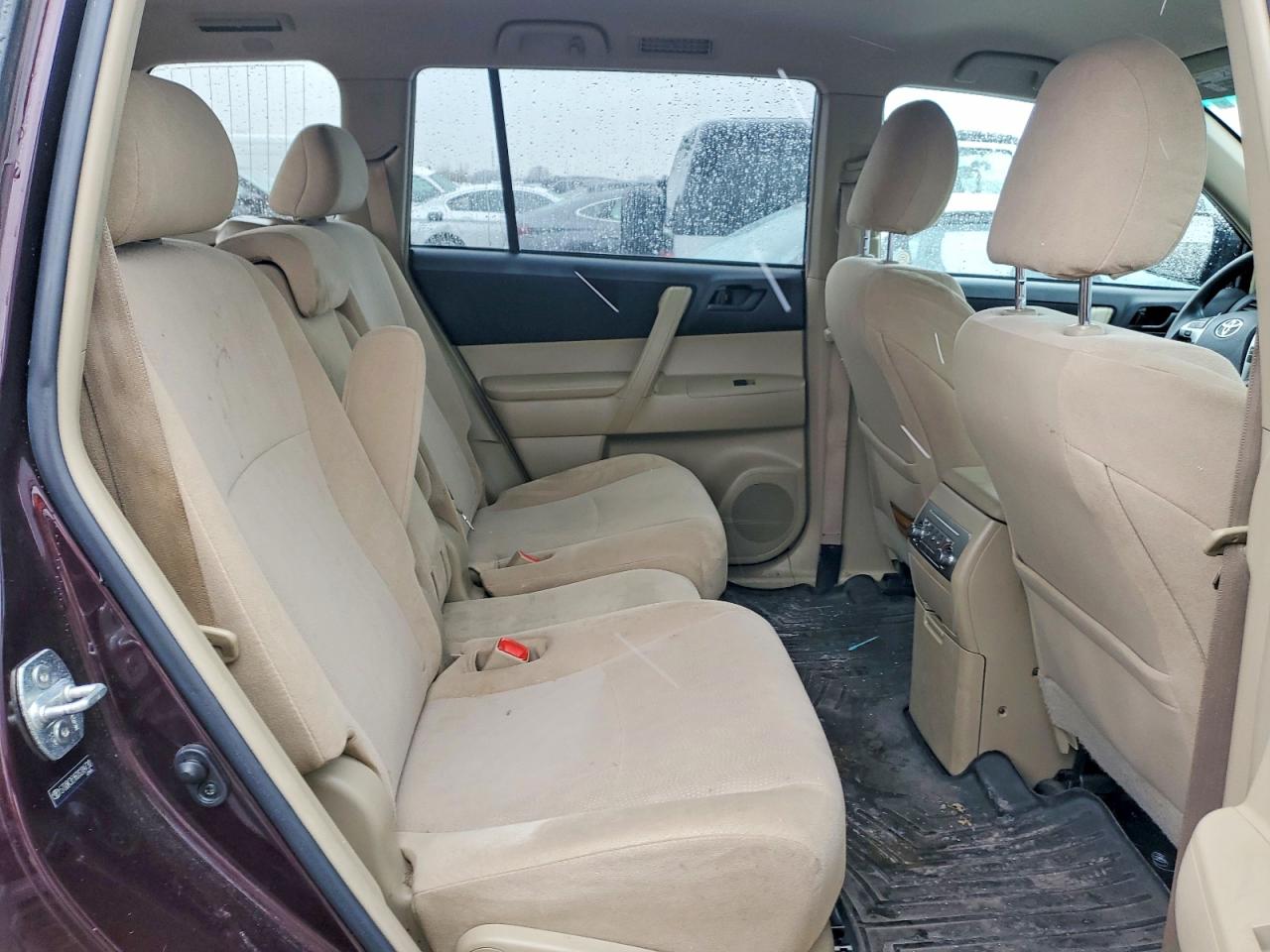 2013 TOYOTA HIGHLANDER BASE photo 10