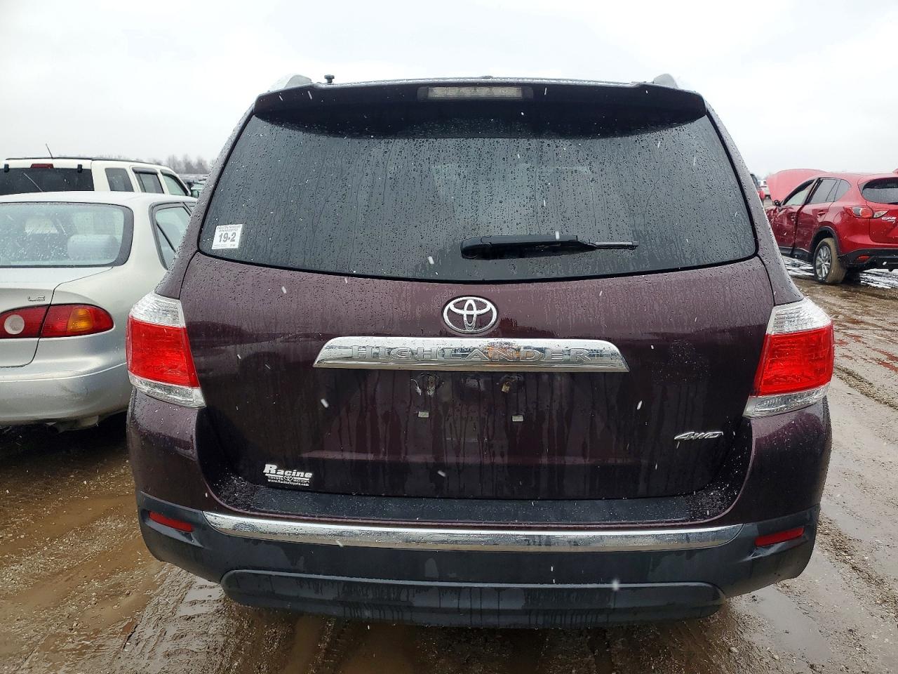 2013 TOYOTA HIGHLANDER BASE photo 6