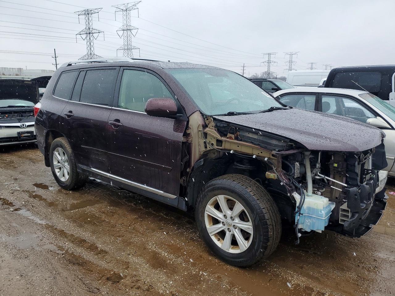 2013 TOYOTA HIGHLANDER BASE photo 4