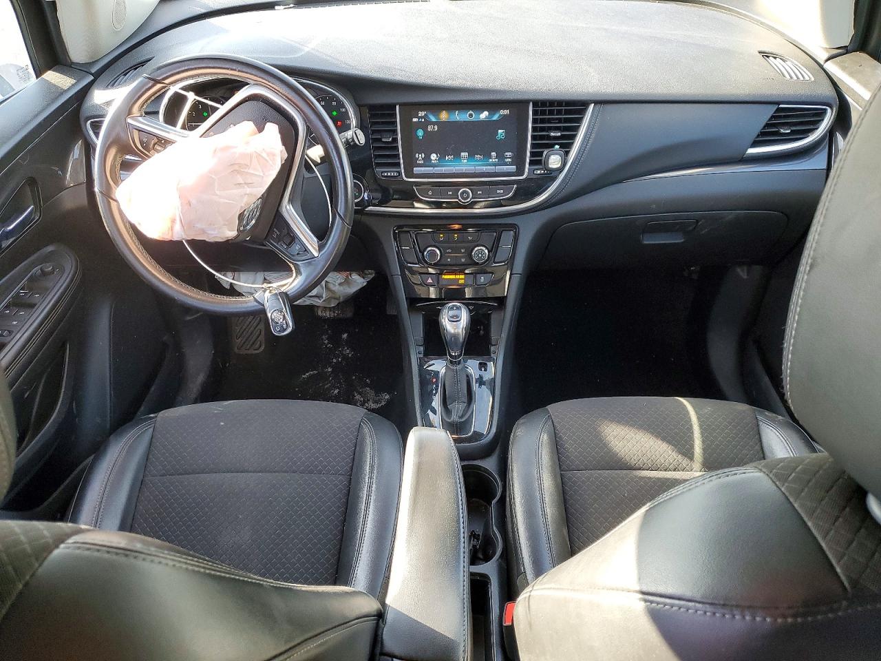2019 BUICK ENCORE SPORT TOURING photo 8