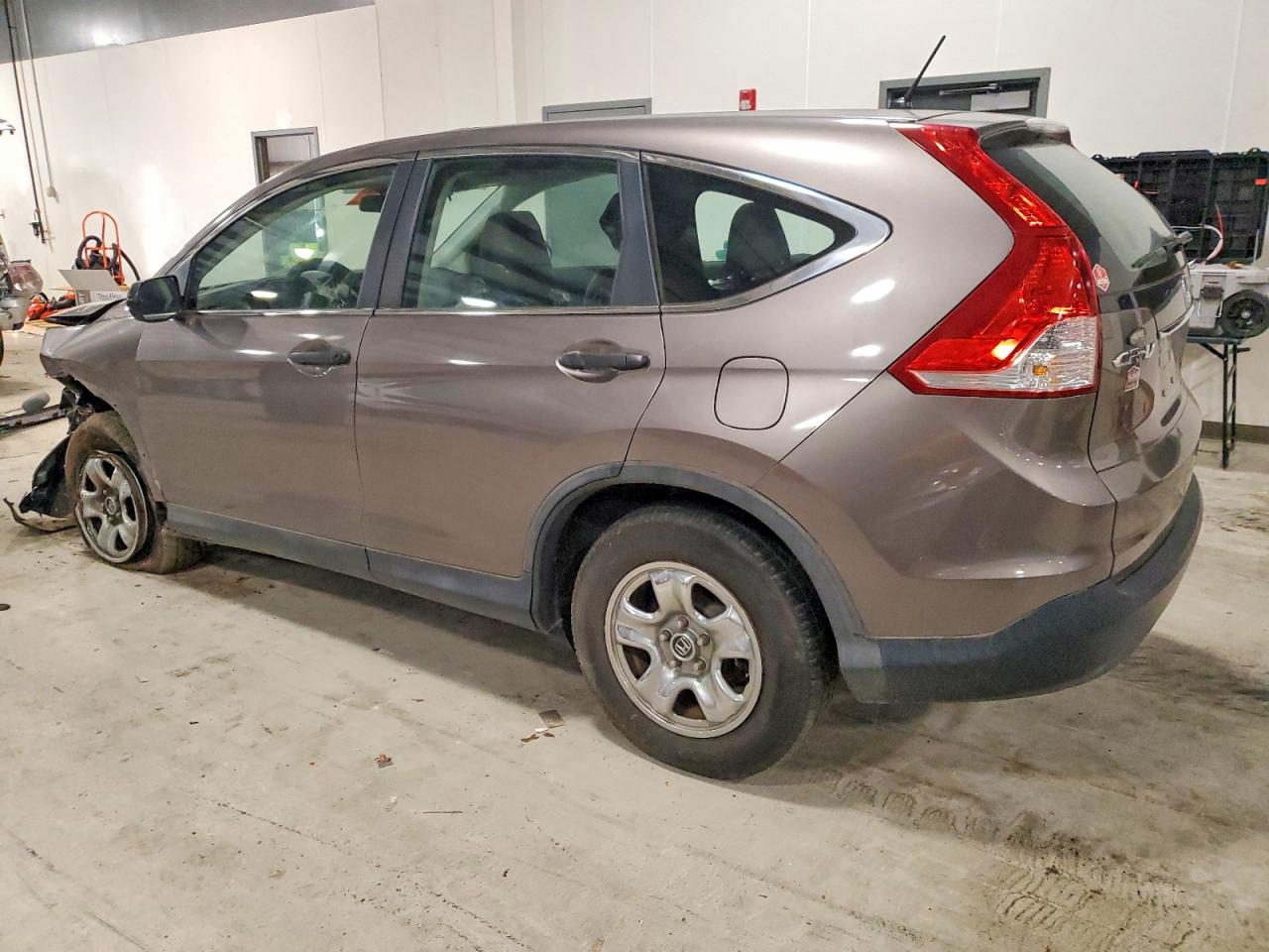 2013 HONDA CR-V LX photo 2