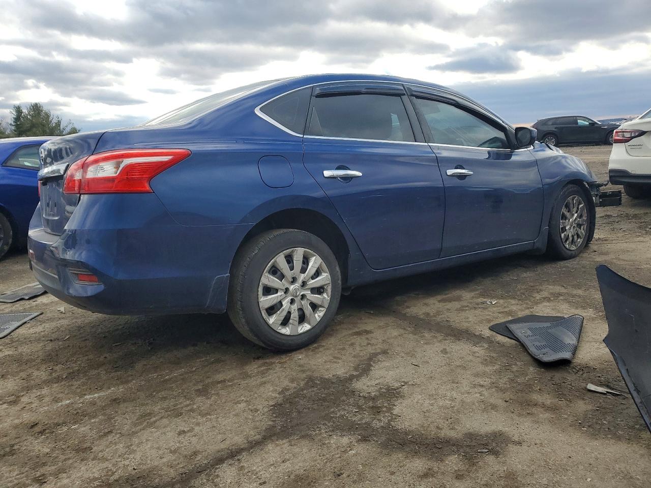 2016 NISSAN SENTRA S photo 3