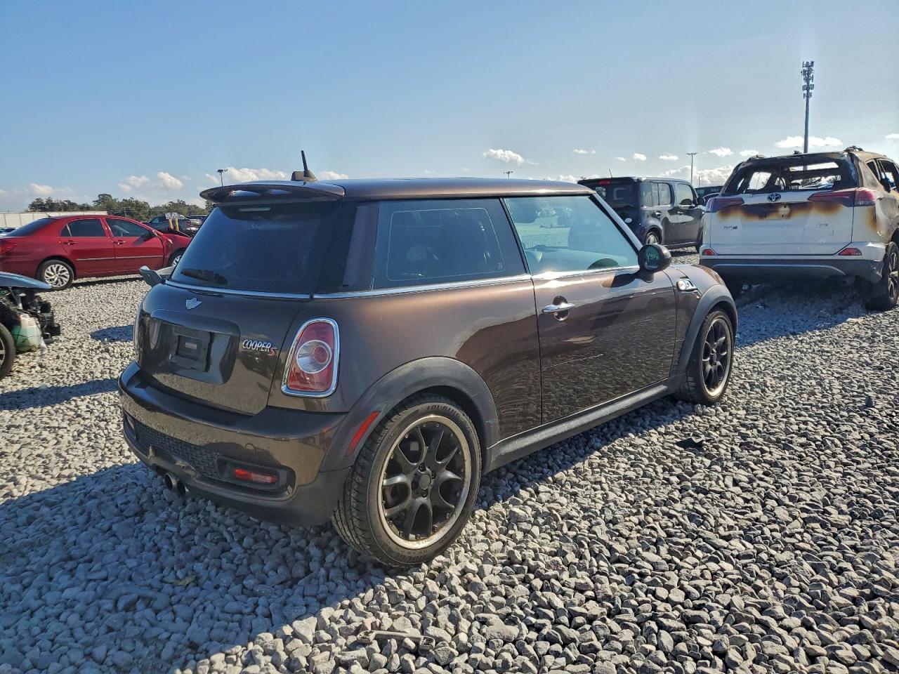 2011 MINI COOPER S photo 3