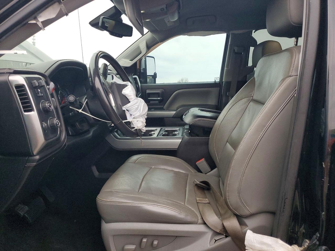 2016 CHEVROLET SILVERADO K1500 LTZ photo 7