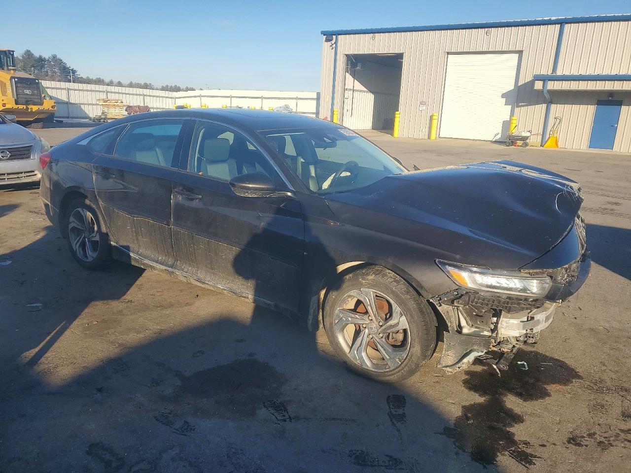 2018 HONDA ACCORD EX photo 4