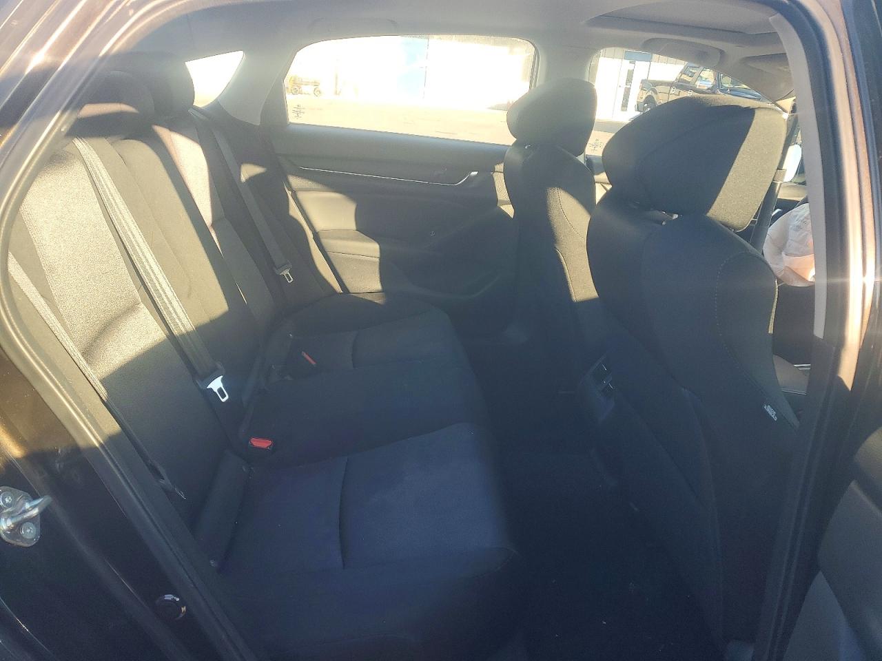 2018 HONDA ACCORD EX photo 10