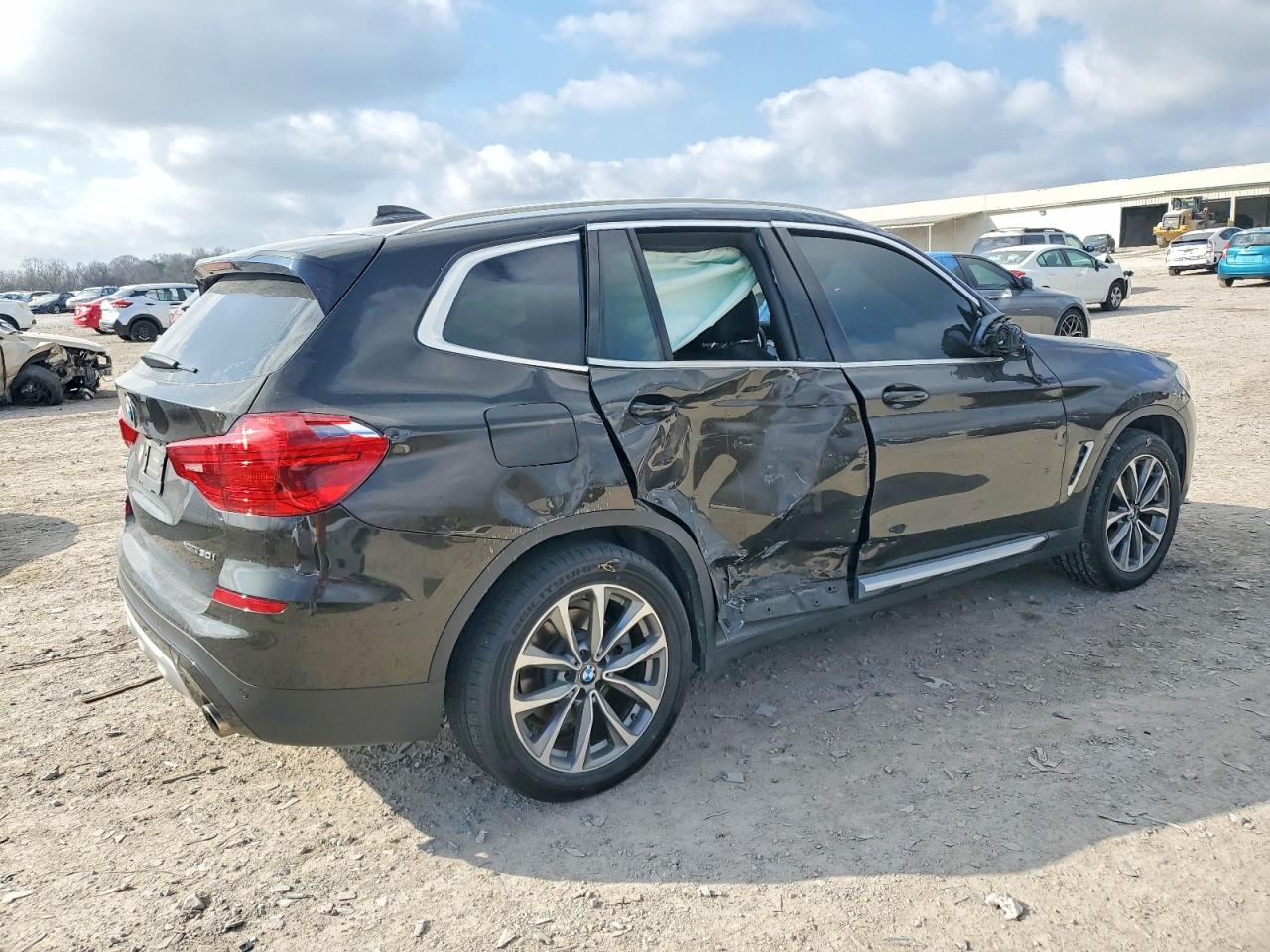 2019 BMW X3 XDRIVE30I photo 3