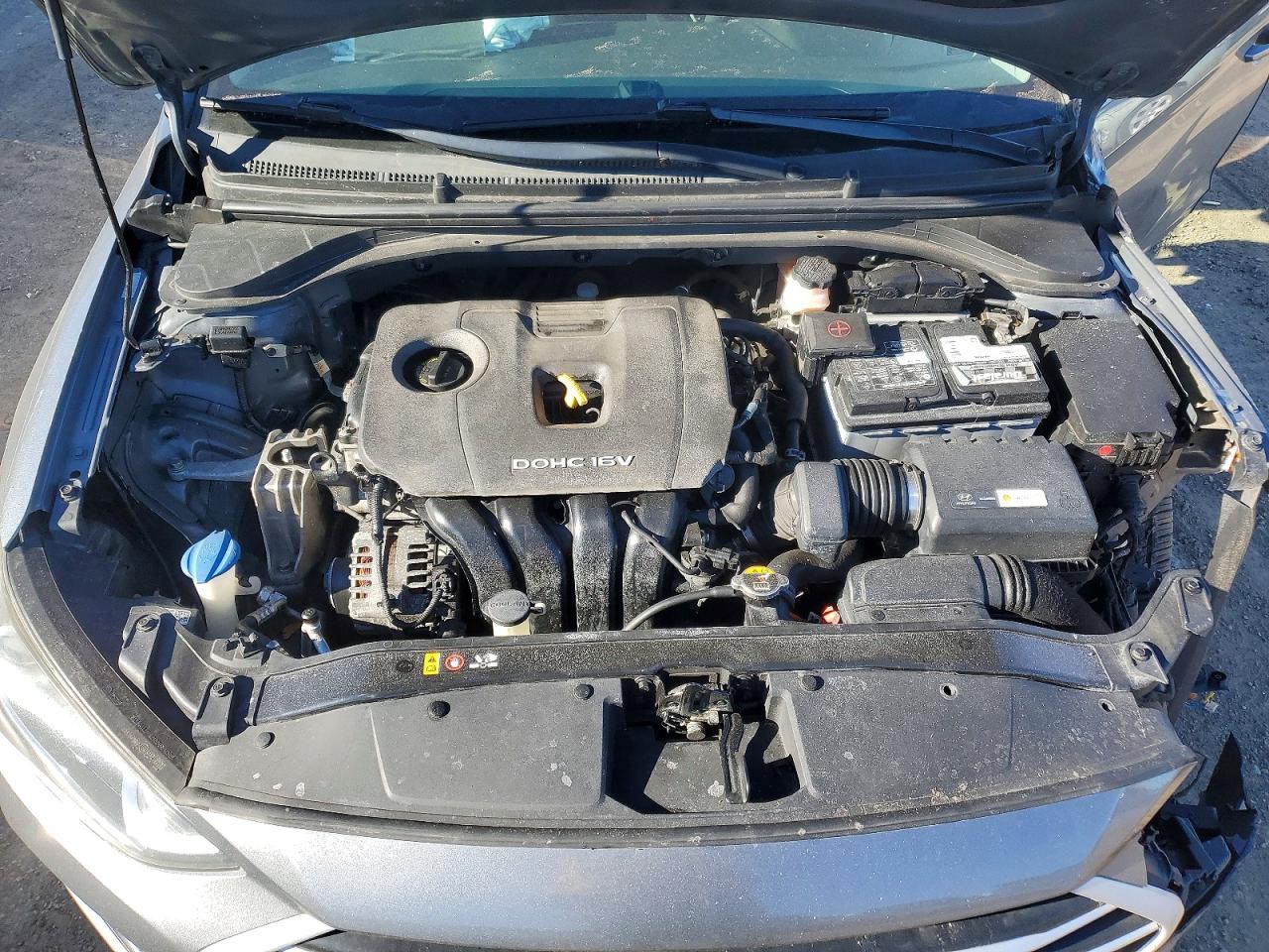 2018 HYUNDAI ELANTRA SEL photo 11