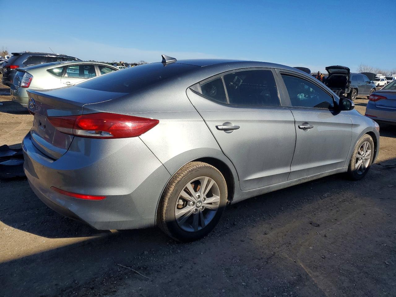 2018 HYUNDAI ELANTRA SEL photo 3