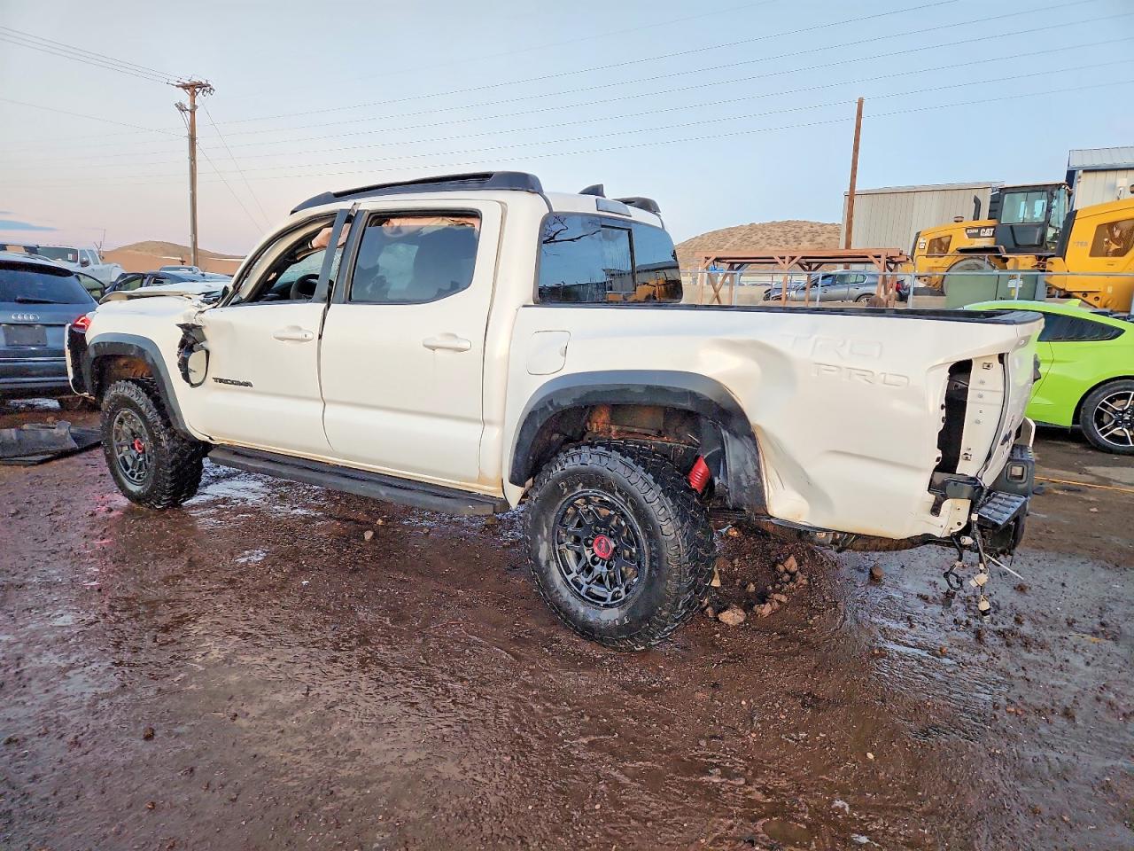 2022 TOYOTA TACOMA DOUBLE CAB photo 2
