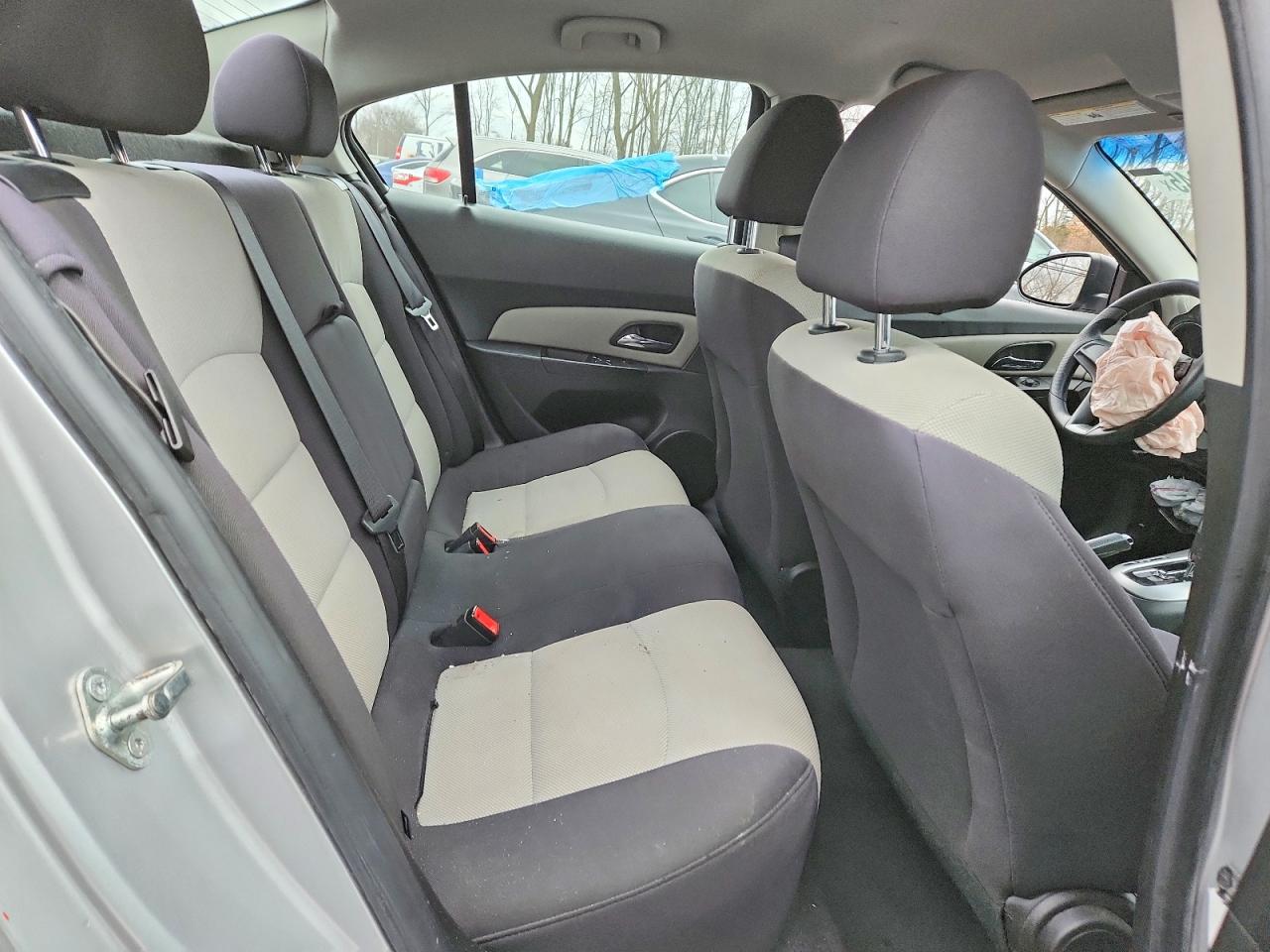 2014 CHEVROLET CRUZE LS photo 10