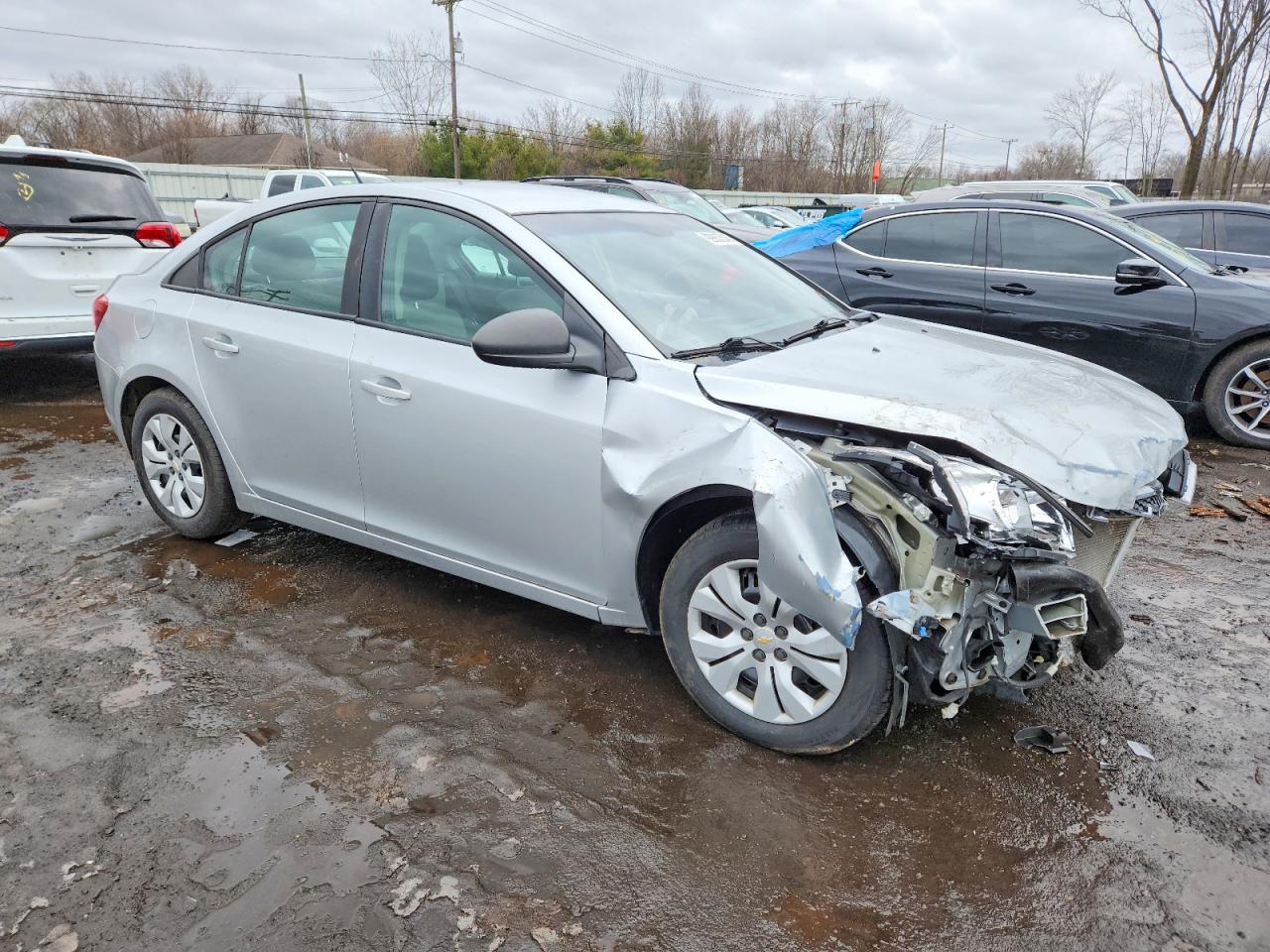 2014 CHEVROLET CRUZE LS photo 4