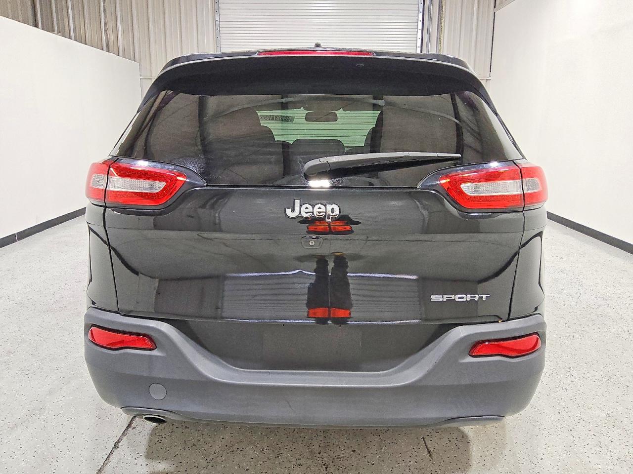 2015 JEEP CHEROKEE SPORT photo 6