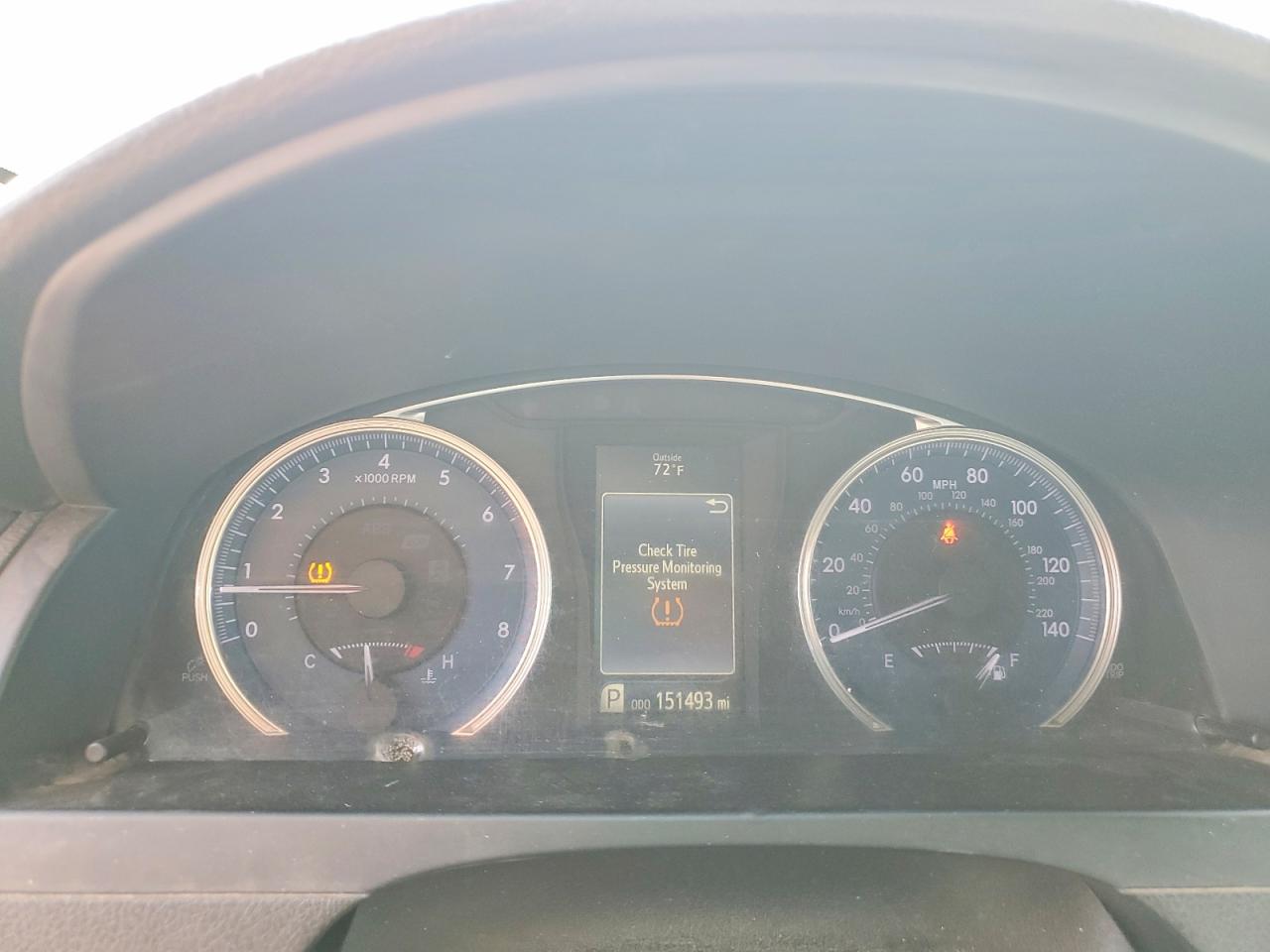 2017 TOYOTA CAMRY LE photo 9