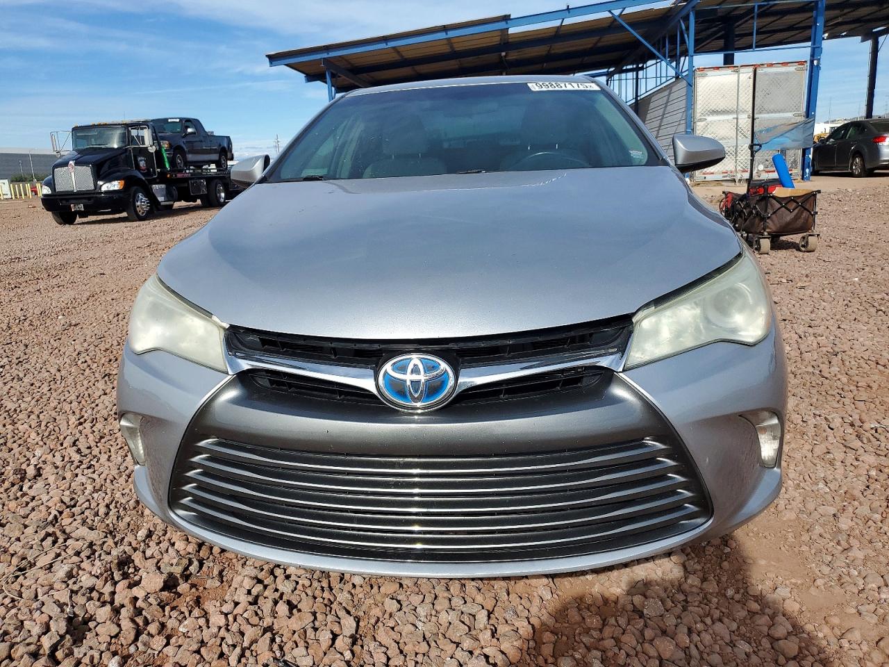 2017 TOYOTA CAMRY LE photo 5