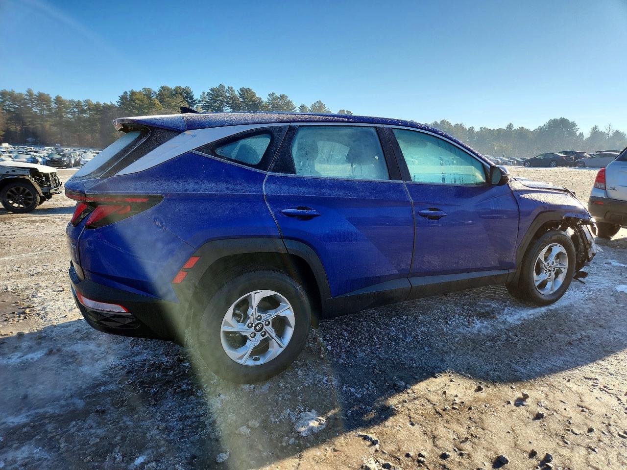 2022 HYUNDAI TUCSON SE photo 3