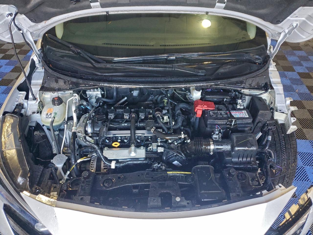 2025 NISSAN VERSA SV photo 11
