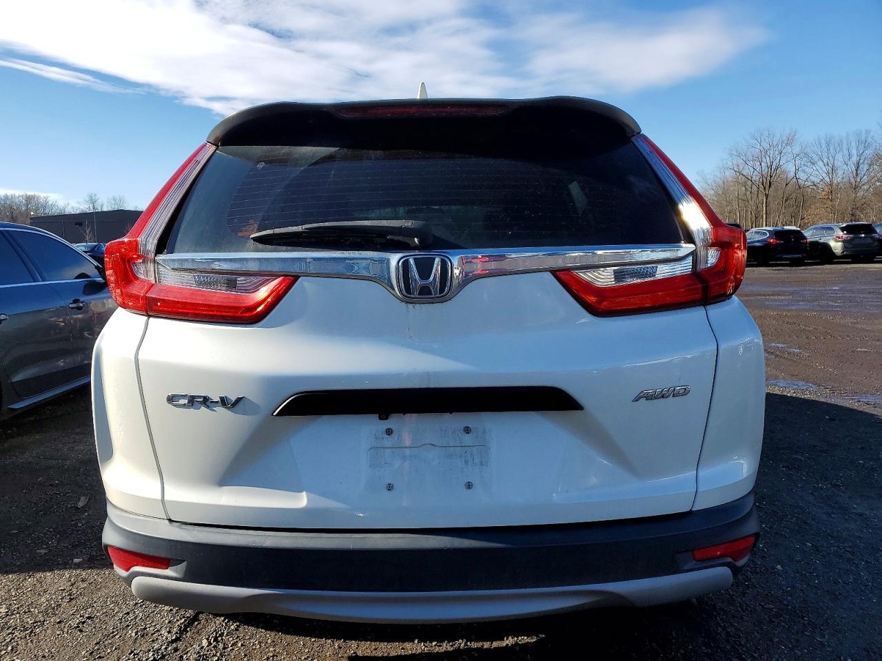 2017 HONDA CR-V LX photo 6