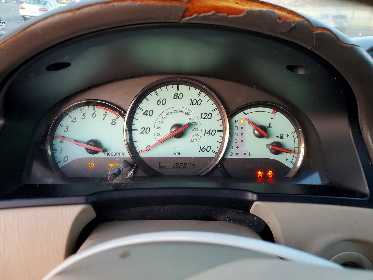 2004 TOYOTA CAMRY SOLARA SE photo 9