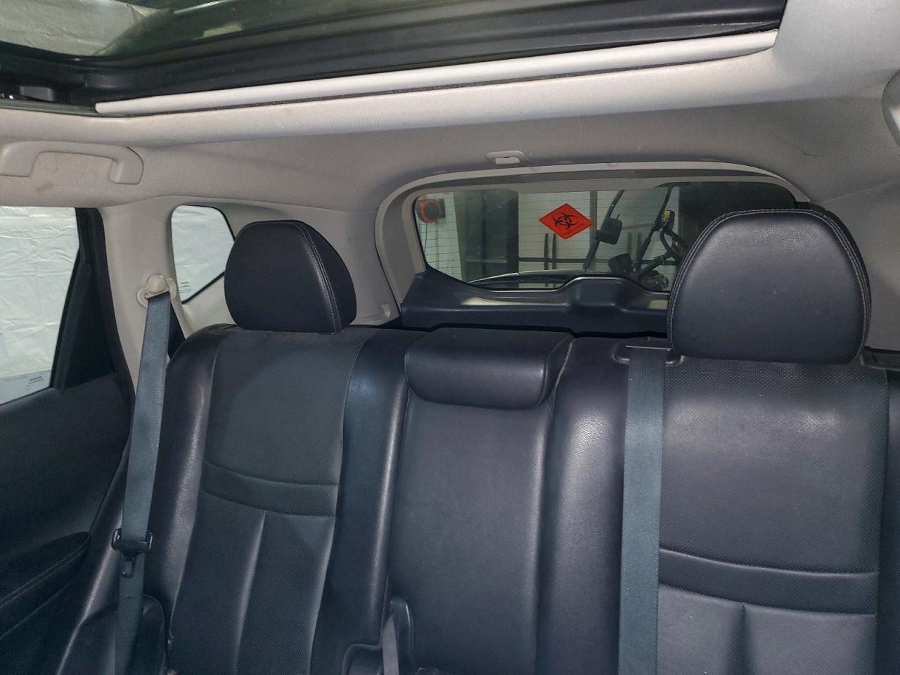 2016 NISSAN ROGUE S photo 19