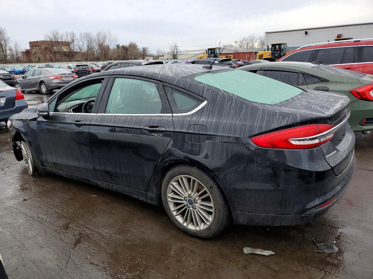 2017 FORD FUSION SE photo 2