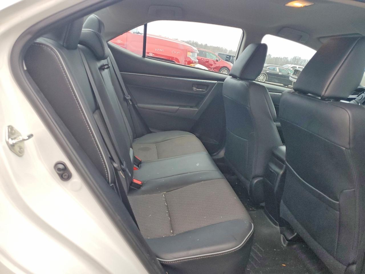 2016 TOYOTA COROLLA L photo 28