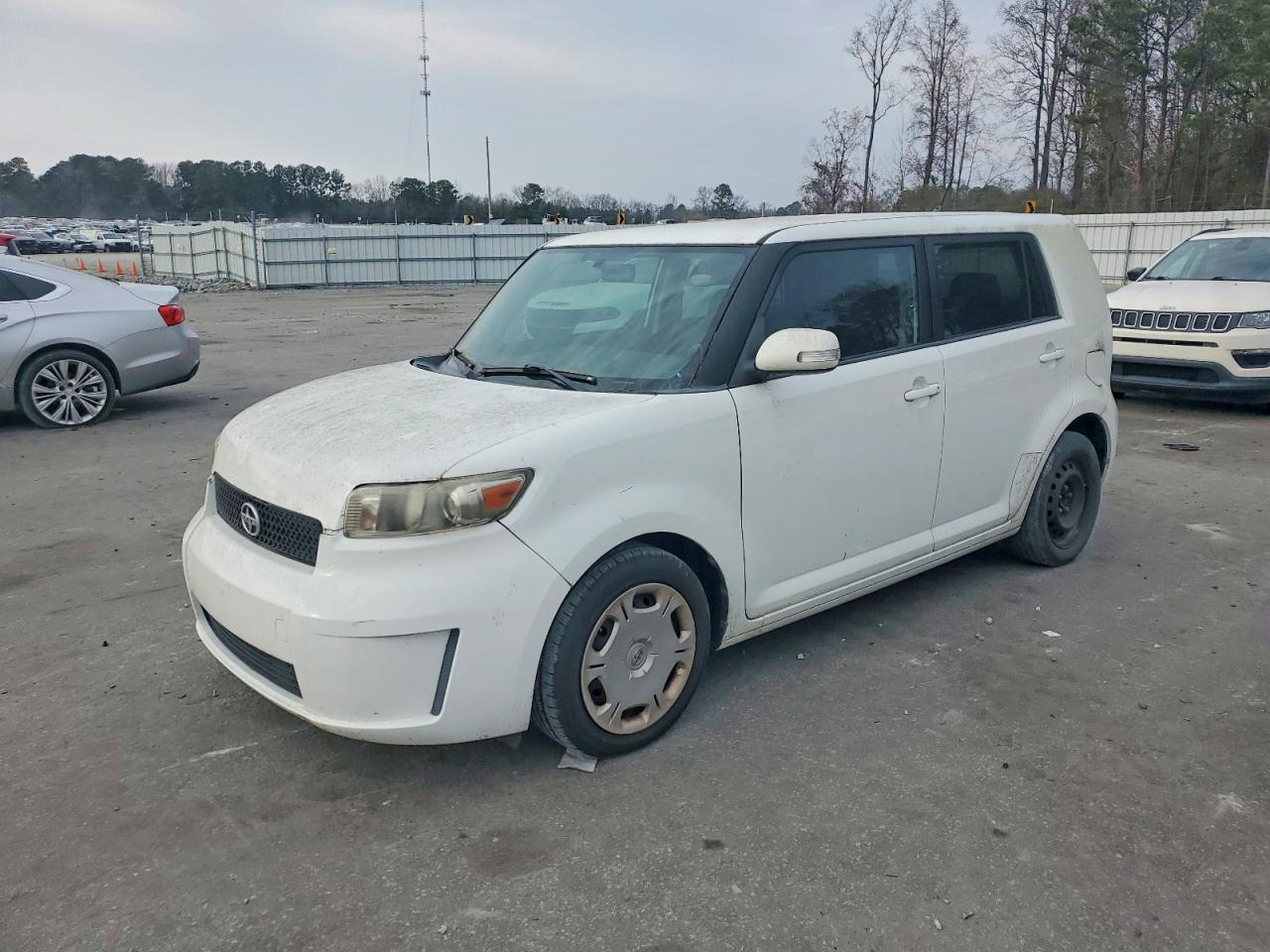 2010 TOYOTA SCION