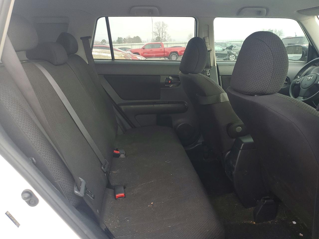 2010 TOYOTA SCION XB photo 10