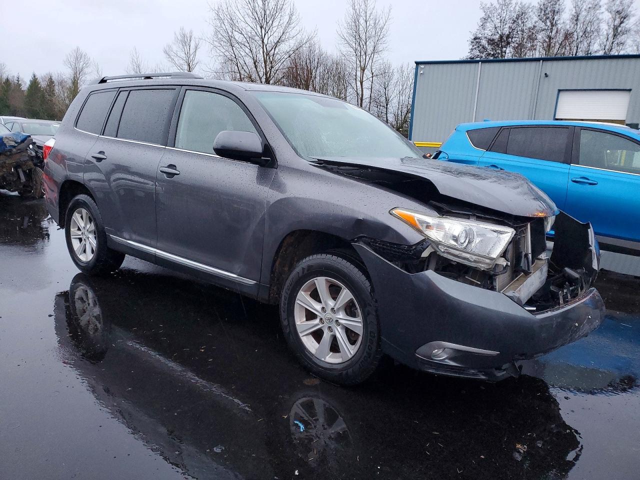 2012 TOYOTA HIGHLANDER BASE photo 7