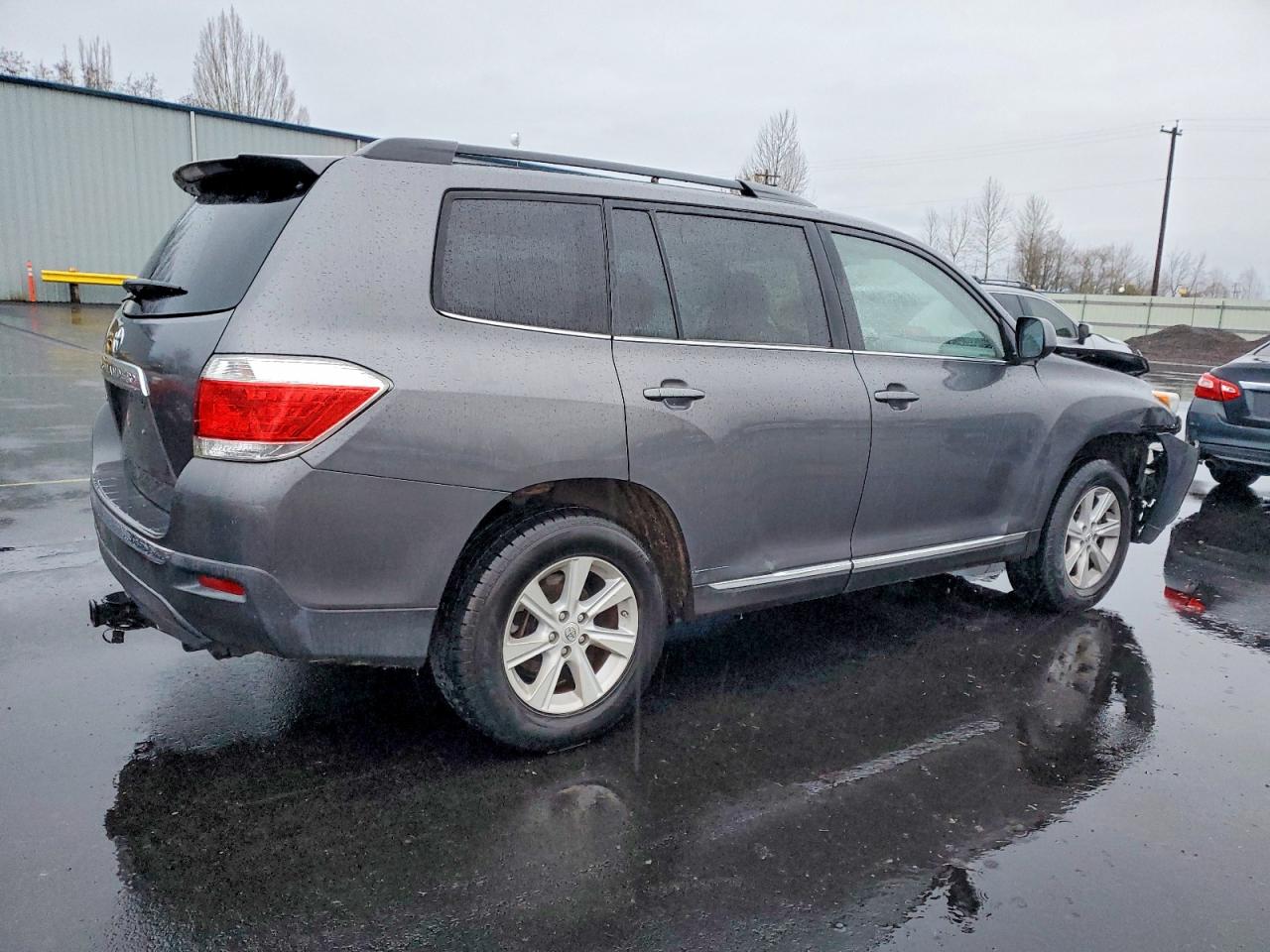 2012 TOYOTA HIGHLANDER BASE photo 5